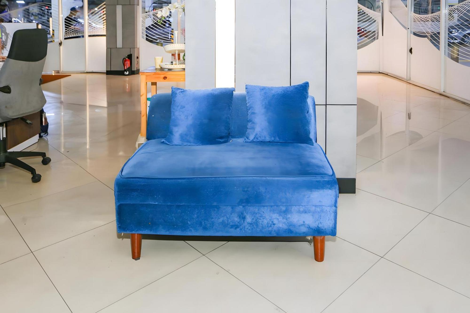 Oyo 93703 F88 Otel Bekasi Dış mekan fotoğraf